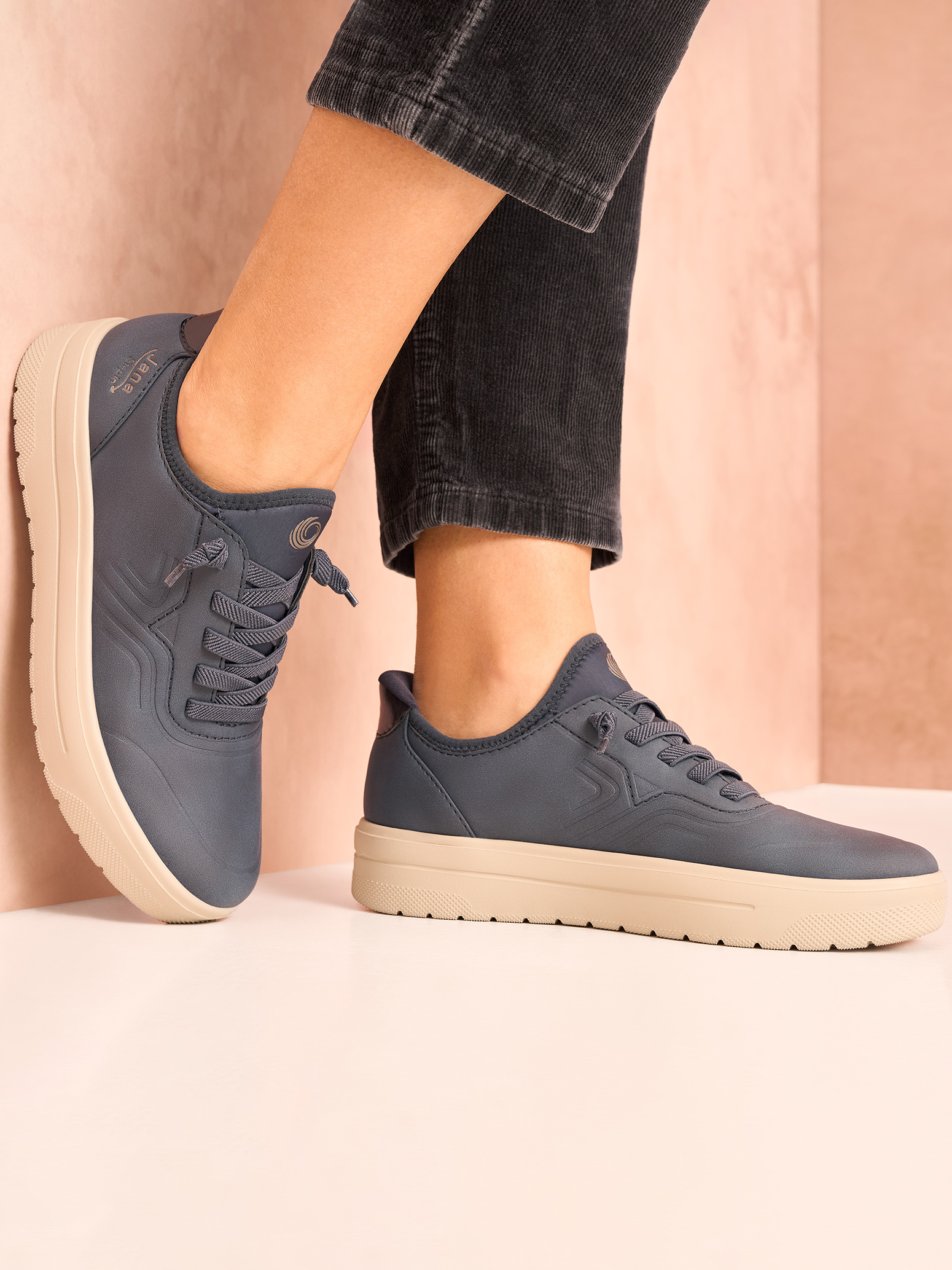 Jana Step In Sneaker